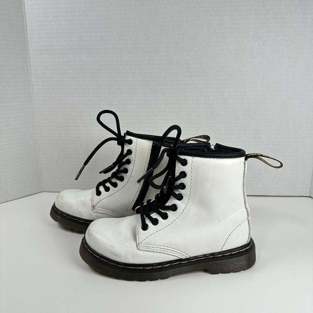 Dr. Marten's AW004 Patent Leather Boots Side Zip White Kid Size 11